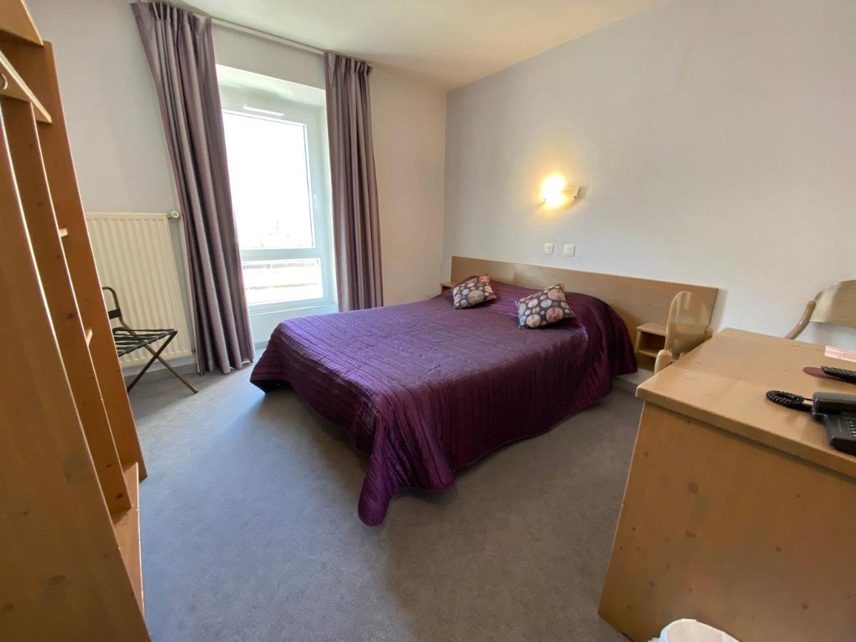 Hotel De La Gare Eygliers Екстер'єр фото